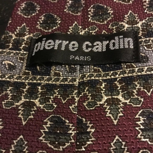 Retro Pierre Cardin Paris paisley tie- silk tie- made in Canada- Dapper looking - Picture 8 of 9